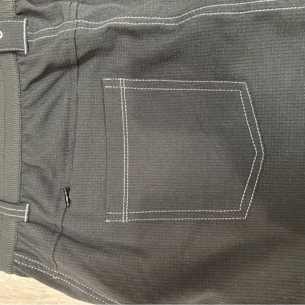 **NWT** Kuhl Strattus Black Women's Skirt